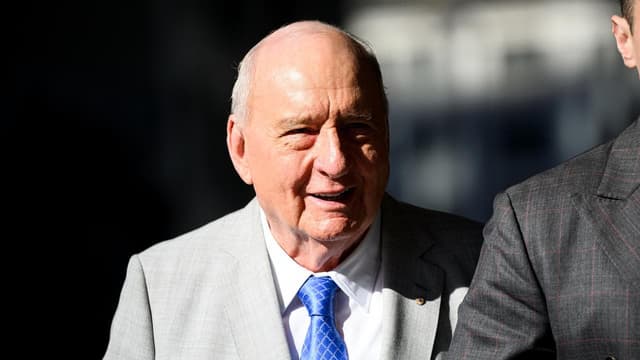 Jones accuser had 'seen a ghost' after alleged groping