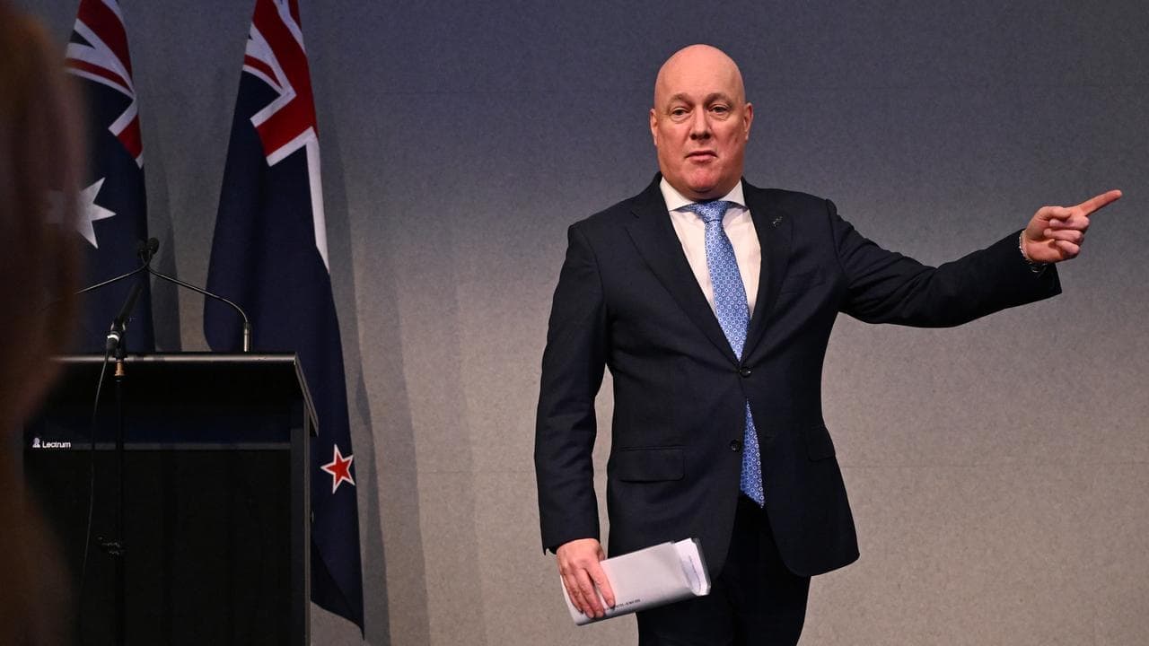 Crunch New Zealand prime minister meeting continues