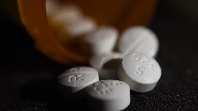 'Botched treatments': Alleged fake doctors banned