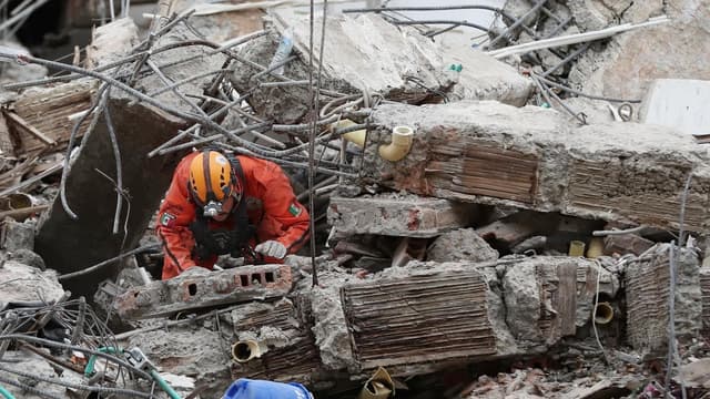 Colombia quake survivors search enters critical window