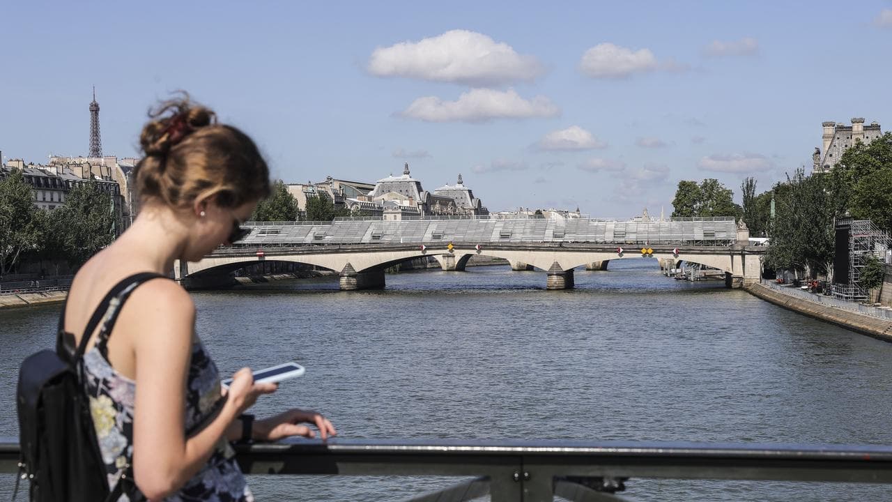 French top court blocks social media ban for under-15s