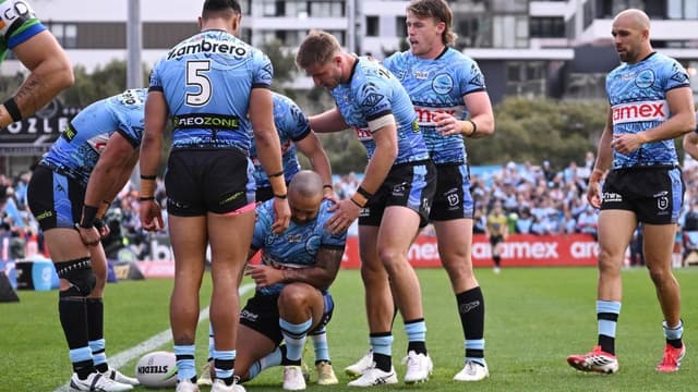 'Fingers crossed': stumbling Sharks sweat on Trindall