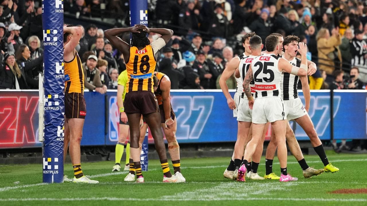 Yet Moore MCG drama as Magpies, Hawks draw again