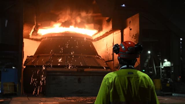 Steelmaker brings it home, after rejecting predators