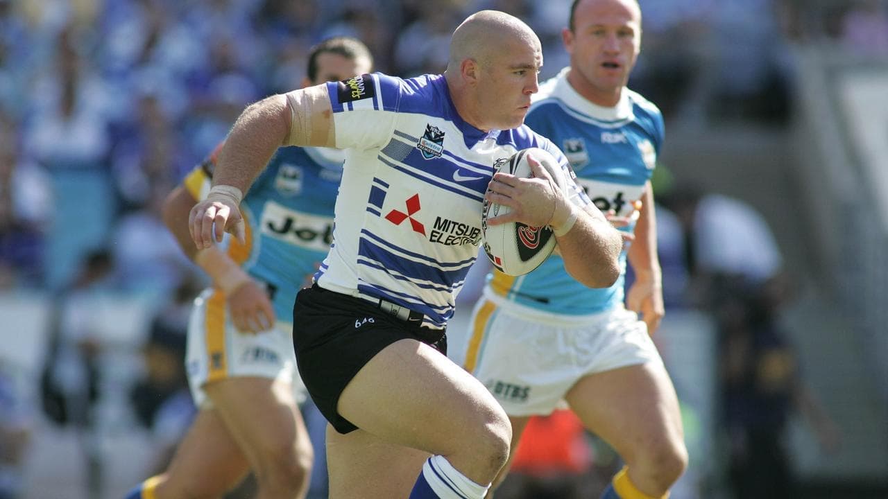 Bulldogs make club legend their new NRLW coach