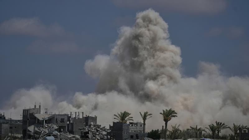 Israel warns Hamas on drone, balloon and kite launches