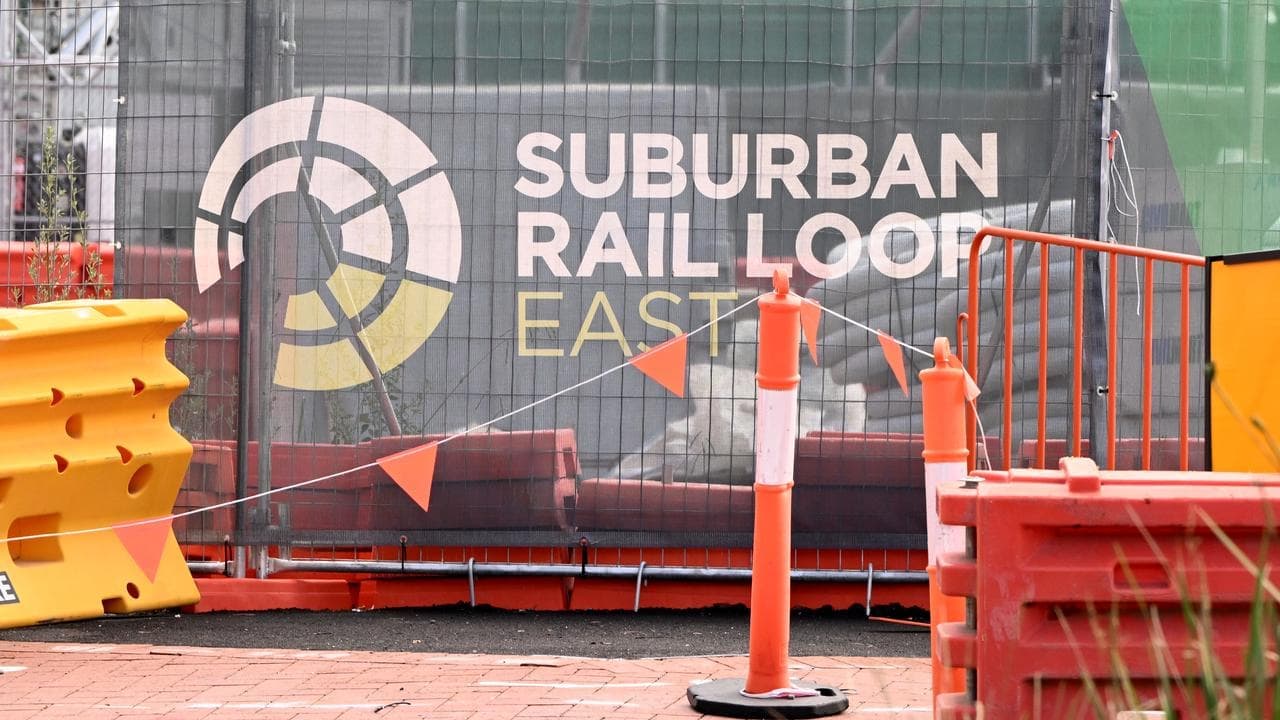 Cheaper rail loop but project still dogged by critics