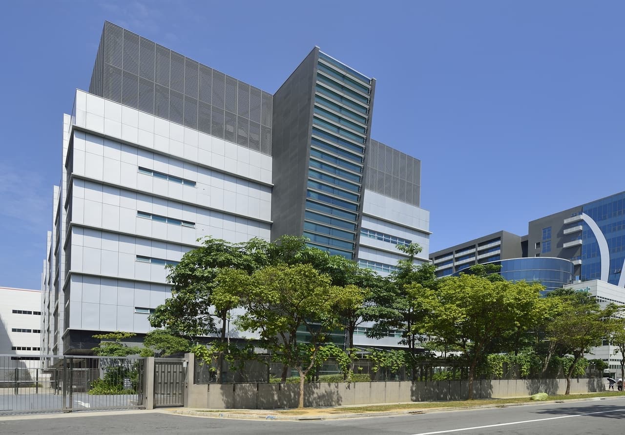 Agoda and NTT DATA Advance Renewable Energy and Data Center Efficiency in Singapore
