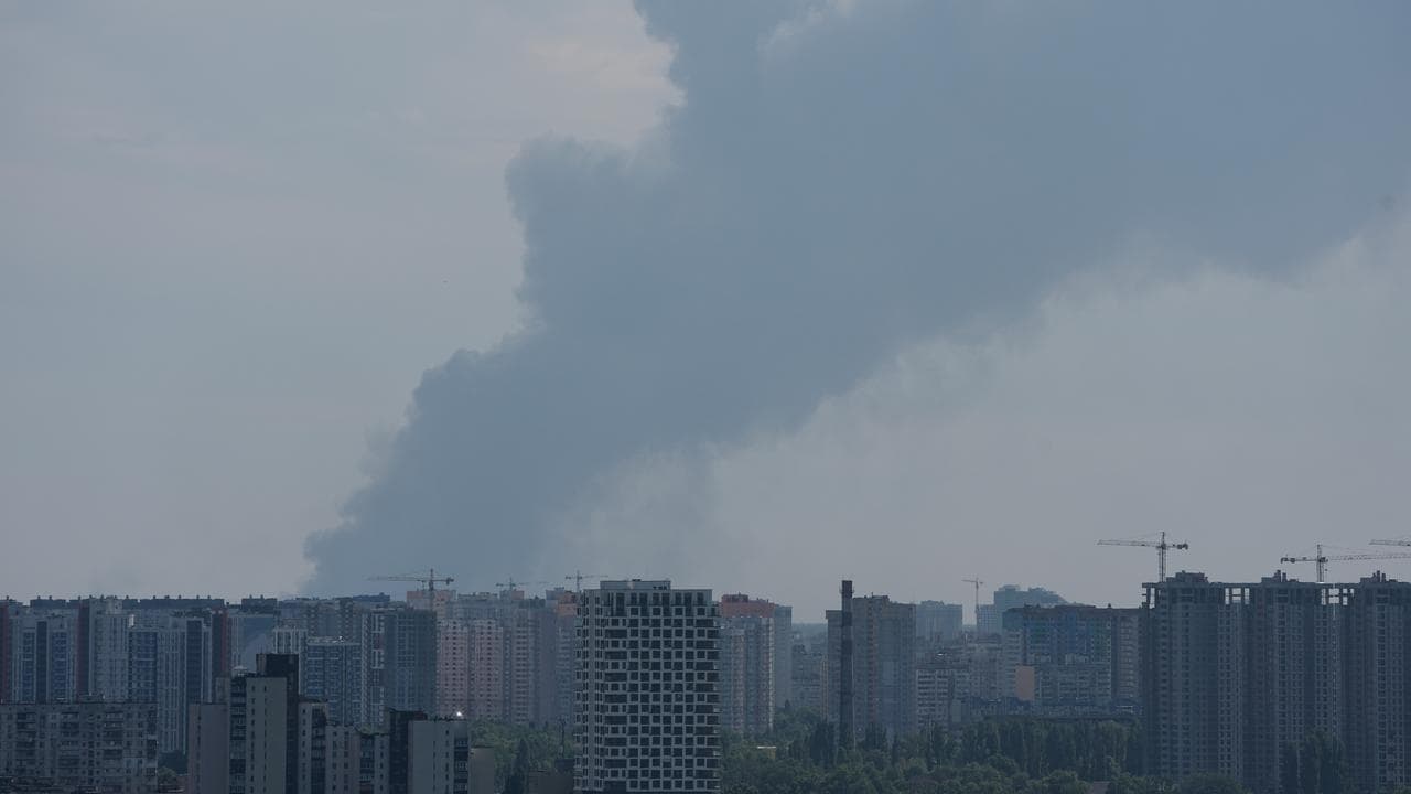 Russia launches 'massive' strike on Ukrainian cities