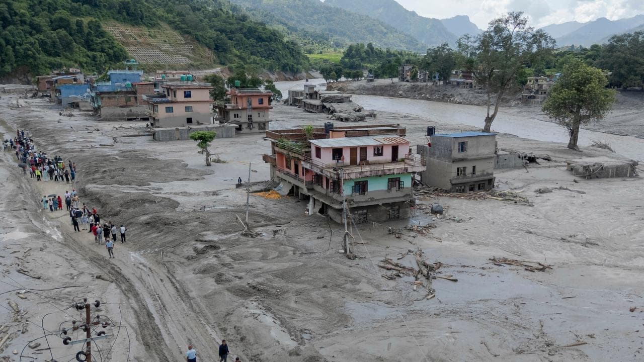 Heartbreak for Aussies as Nepal braces for more floods