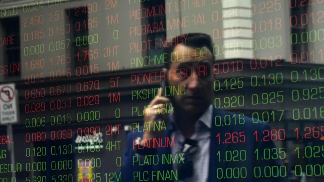 Aussie shares end week higher on decent final session