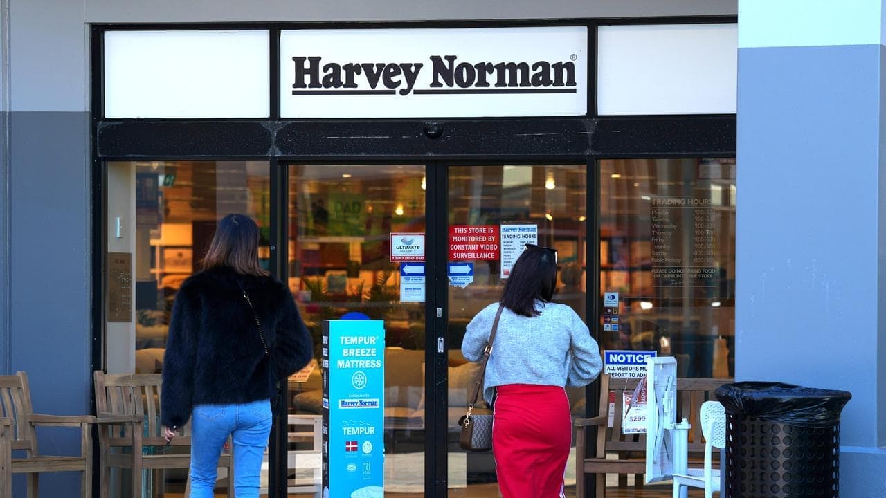 Retailer banks on outdoor living to lure people inside