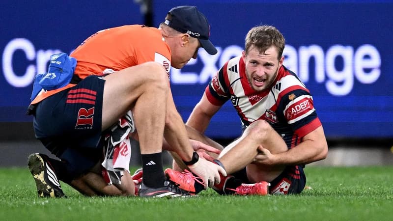 Roosters cop huge title blow as Walker set for surgery