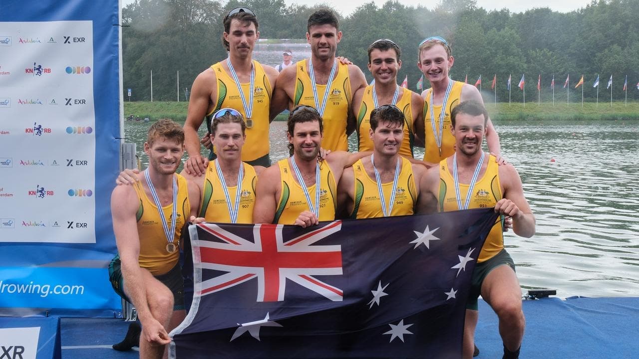 Record-breaking race: Aussies on podium in men's eight