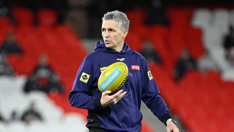 Premiership dream looms big as Dockers brace for Hawks