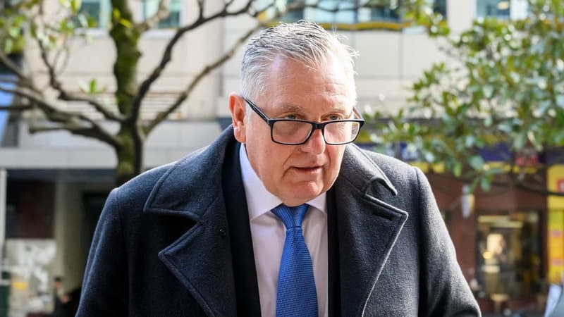'Dog': Hadley’s explosion at Jones over assault claim