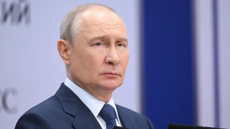 Putin cites chance of peace, Ukraine sees 'new dynamic'