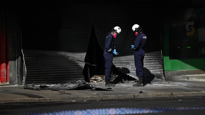 Manhunt as tobacco shop arsonist 'left for dead'