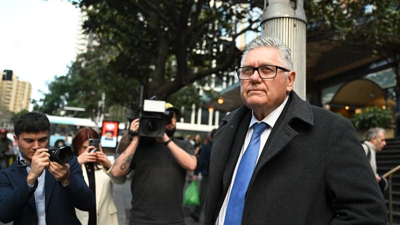 Warm, hostile, complicated: Hadley details Jones divide