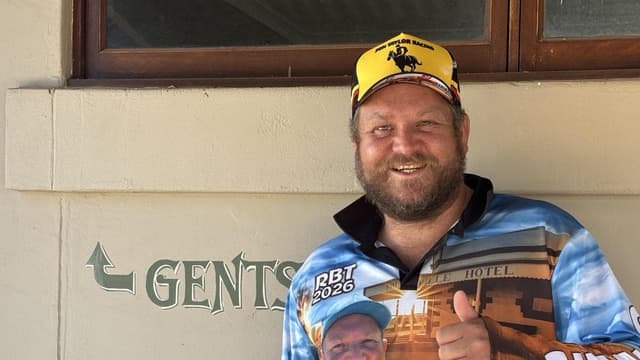 Mates jump at Green Shadows to get bus to Birdsville