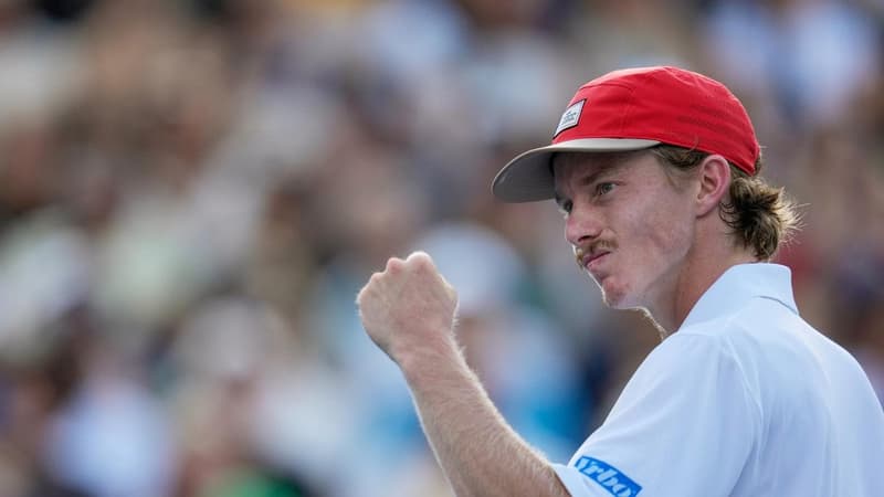 Great Dane: Aussie wildcard roars into Open's last 32