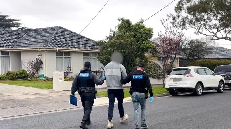CFMEU delegate charged with dealing drugs at work sites