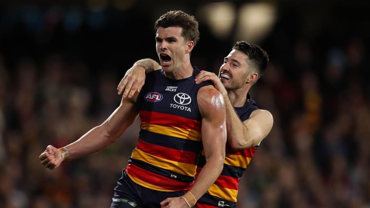 Adelaide knock Western Bulldogs out of AFL finals