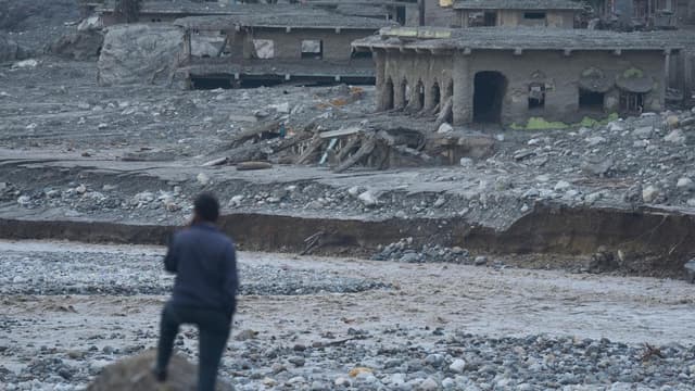 Two rescued in Nepal, relatives seek Tibet missing info