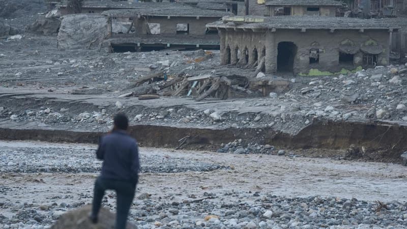 Two rescued in Nepal, relatives seek Tibet missing info