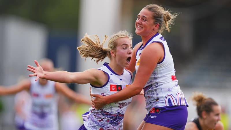 Dockers shake off AFLW injury blow to smash Tigers