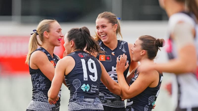 Blood spills early as Crows ruin Hawks' AFLW homecoming