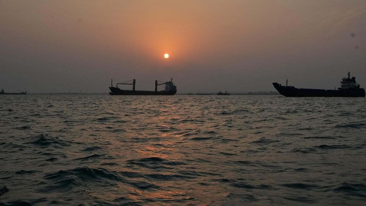 Iran says it plans new Gulf 'exclusion zone'