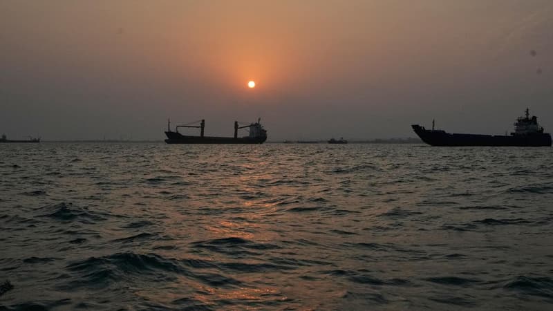 Iran says it plans new Gulf 'exclusion zone'