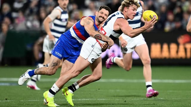 Western Bulldogs AFL premiership hero calls time