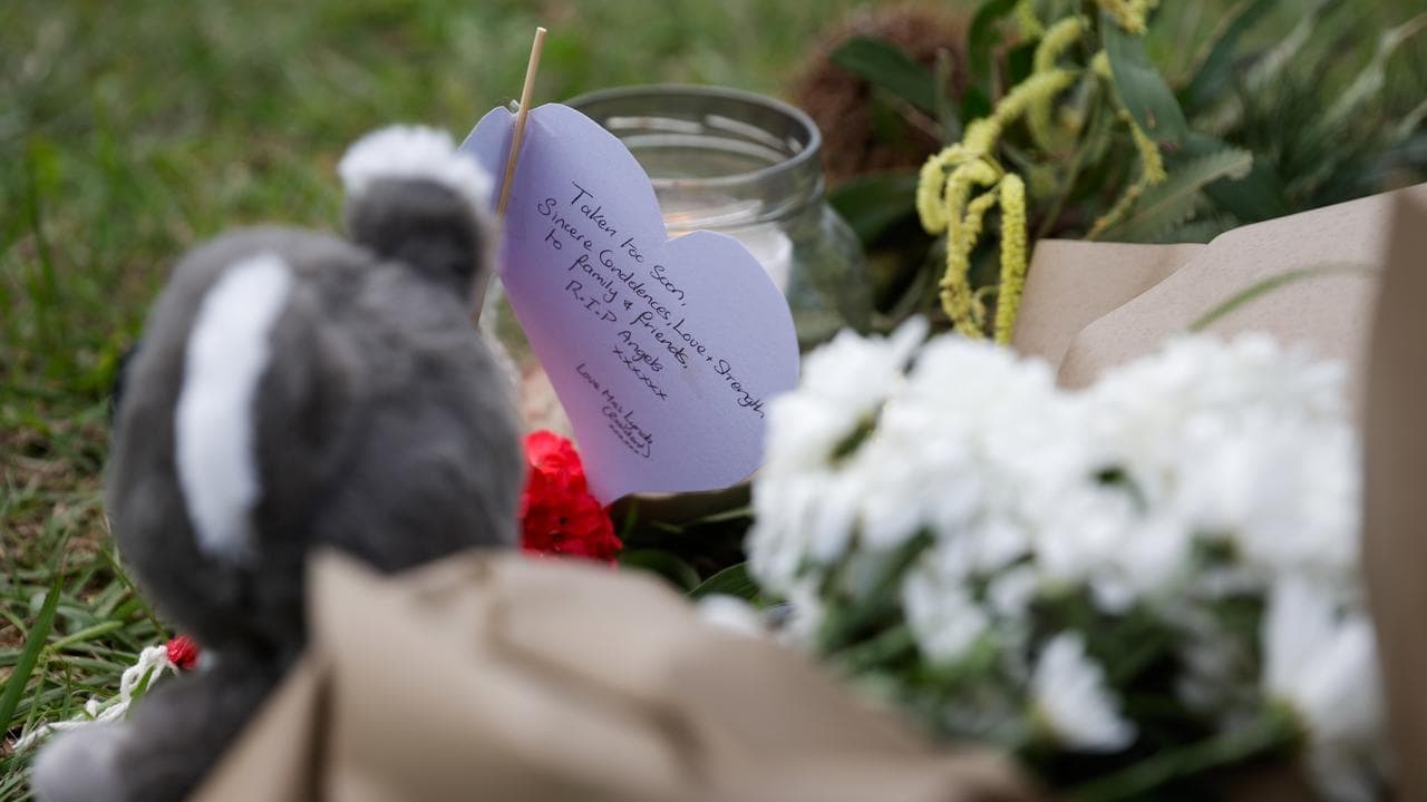 Frantic calls aired after blaze kills five kids, dad
