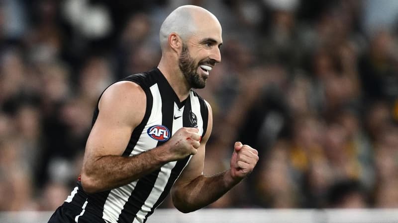 Roos ask retired Pies star to help them find a coach