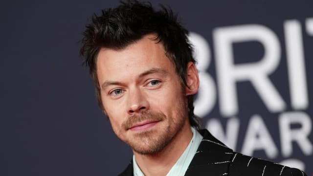 Harry Styles sends fans into frenzy with cryptic post