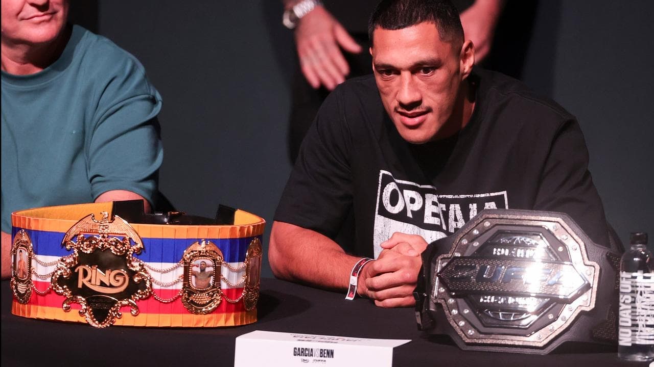 Garcia-Benn spark chaos but Opetaia all business