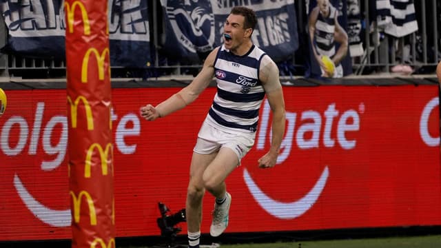 Geelong star in for surgery as Cats dealt knockout blow