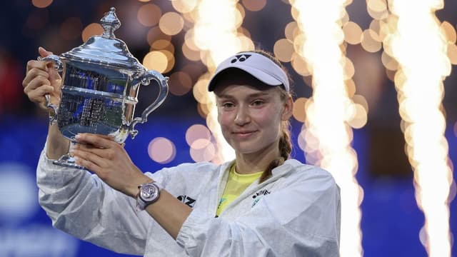 'Amazing' Kazakh downs defending champ to win US Open