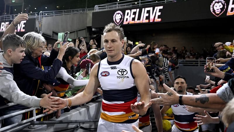 'Tip of the iceberg': Dawson backed after online abuse