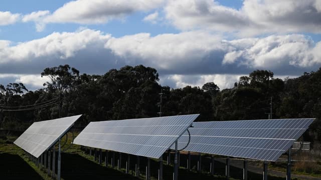 'Stuck': enough energy projects planned, too few built