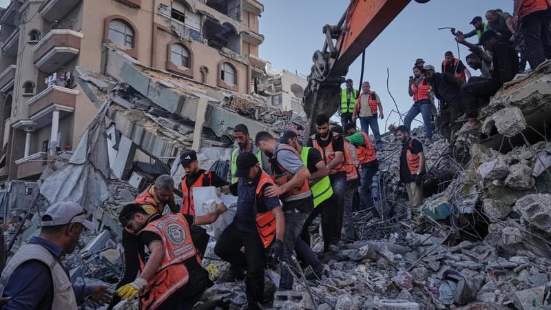 Bombed-out Gaza building collapses, killing 12 people