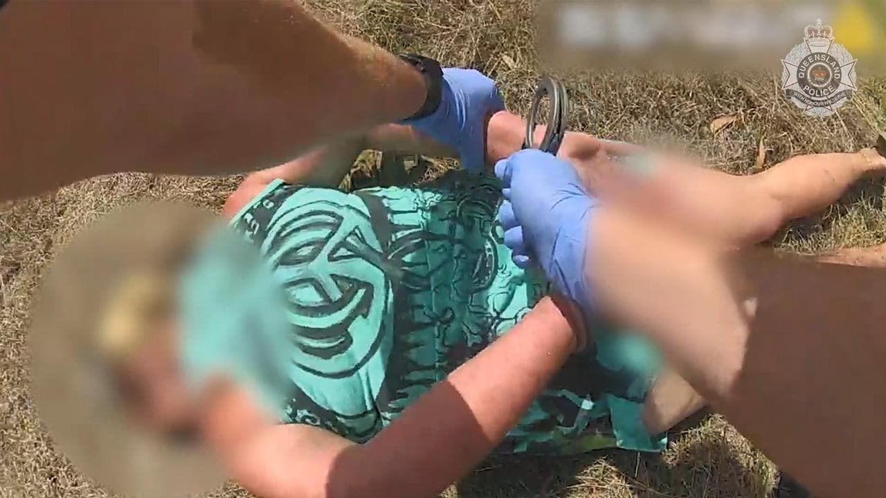 Shooting accused 'demanded stranger help' flee police
