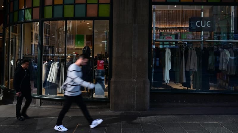 Struggling womenswear brand to close five stores