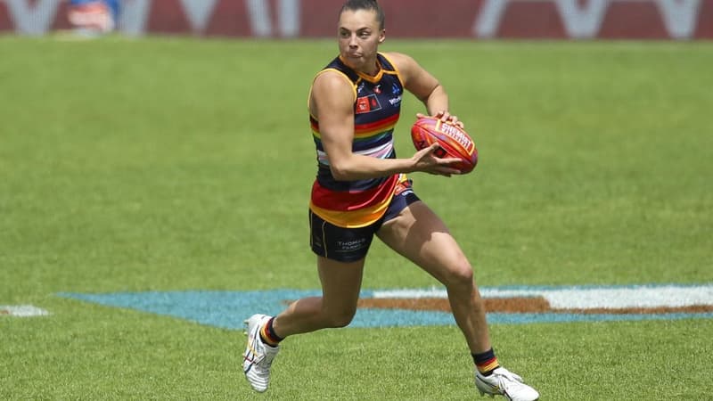 Crows win after outburst, Eagles collect AFLW victory