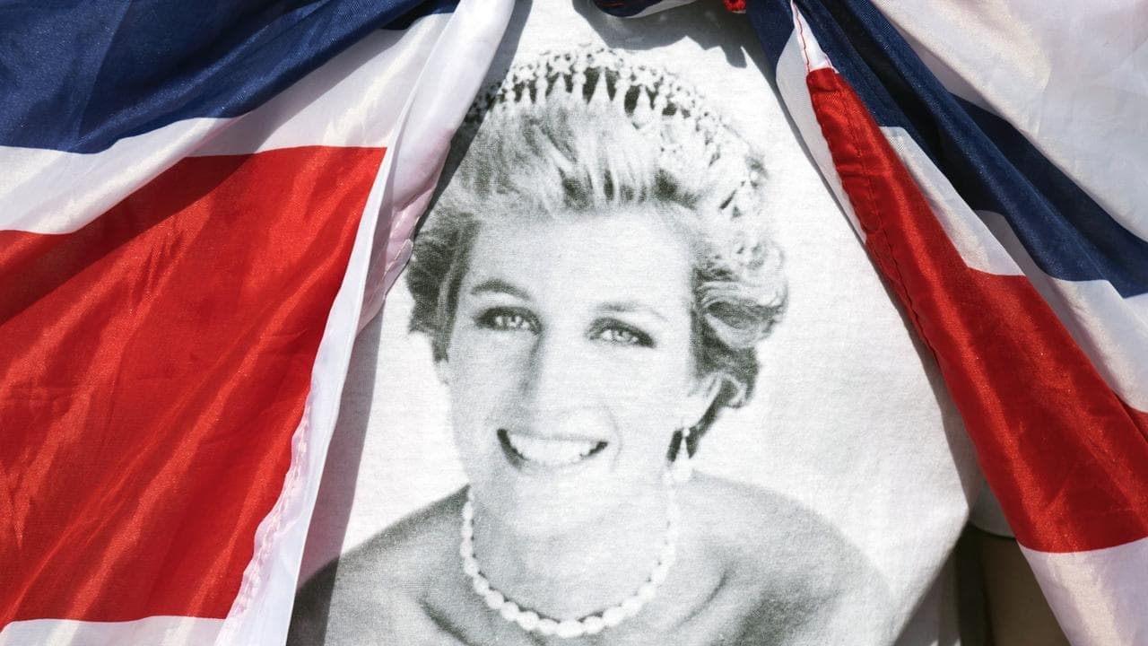 Book by Princess Diana's brother reopens old wounds