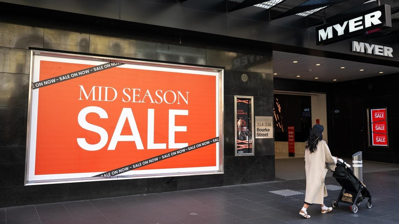 'Right strategy': retailer backs itself after big loss