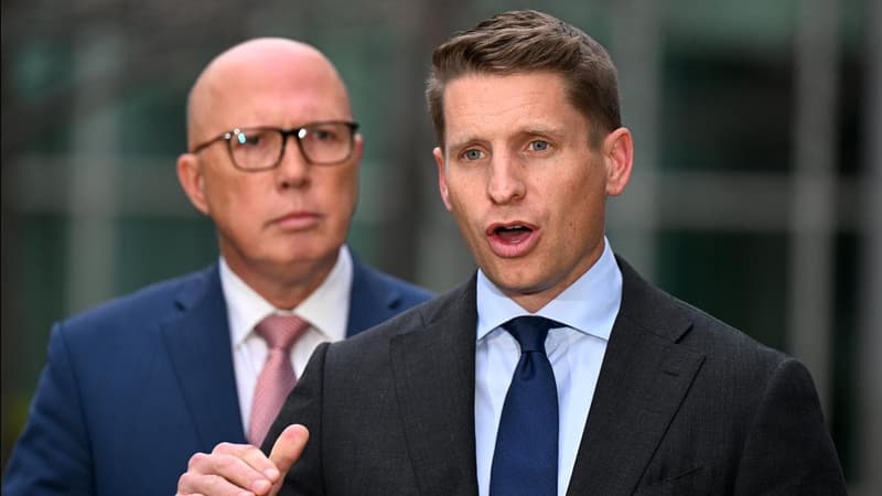 Foreign-run page spreads political disinformation