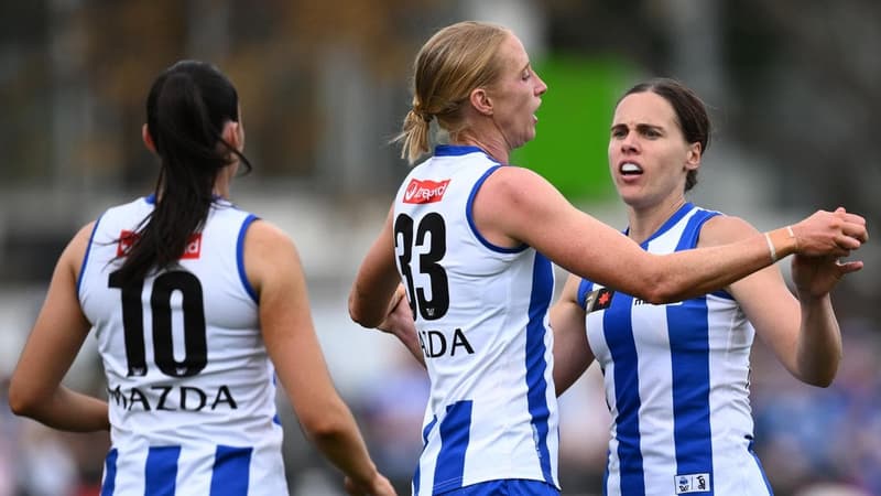 Kangaroos bounce back in AFLW romp over Demons